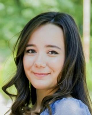 Headshot of Isminur Yilar